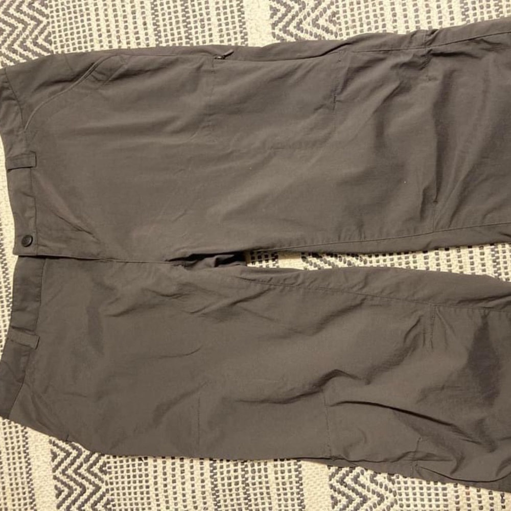 REI capris